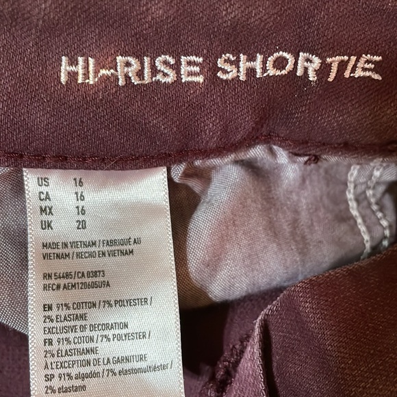 Woman’s Jean shirts American Eagle size 16 maroon - Picture 3 of 6
